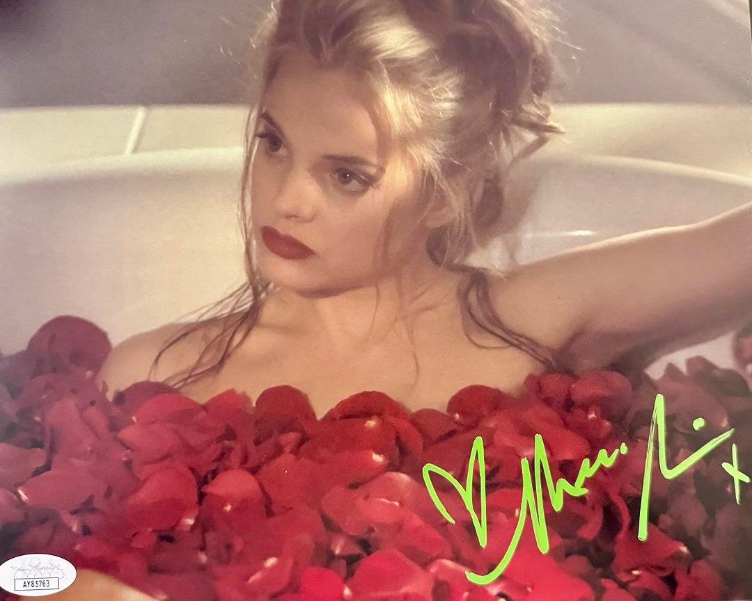 Mena Suvarni Signed 8x10 Photo (American Beauty) - JSA COA #02